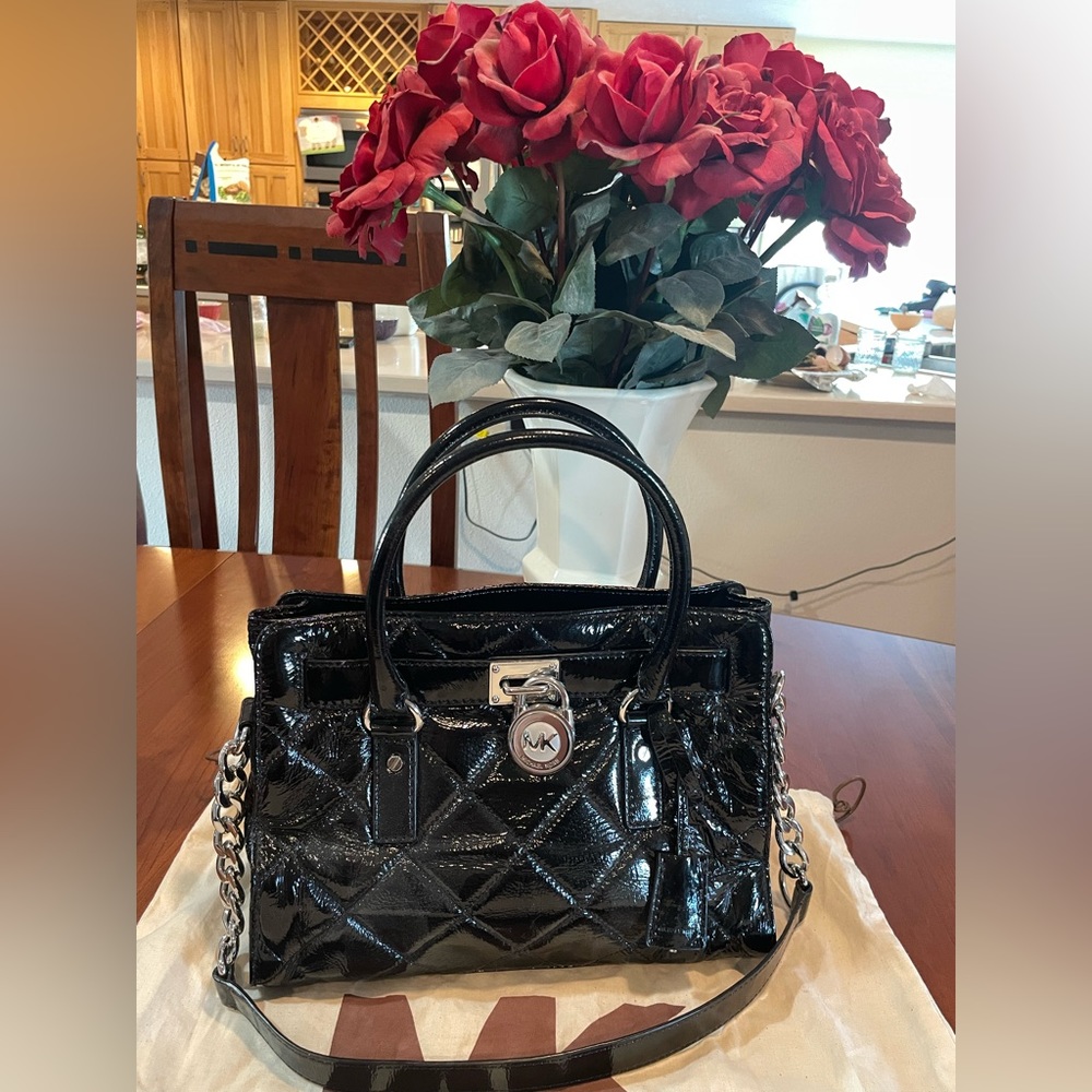 NEW Michael Kors quilted patent leather shoulder/tote bag NWOT.